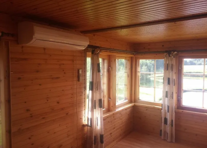 Semesterbostad Aratsaare *